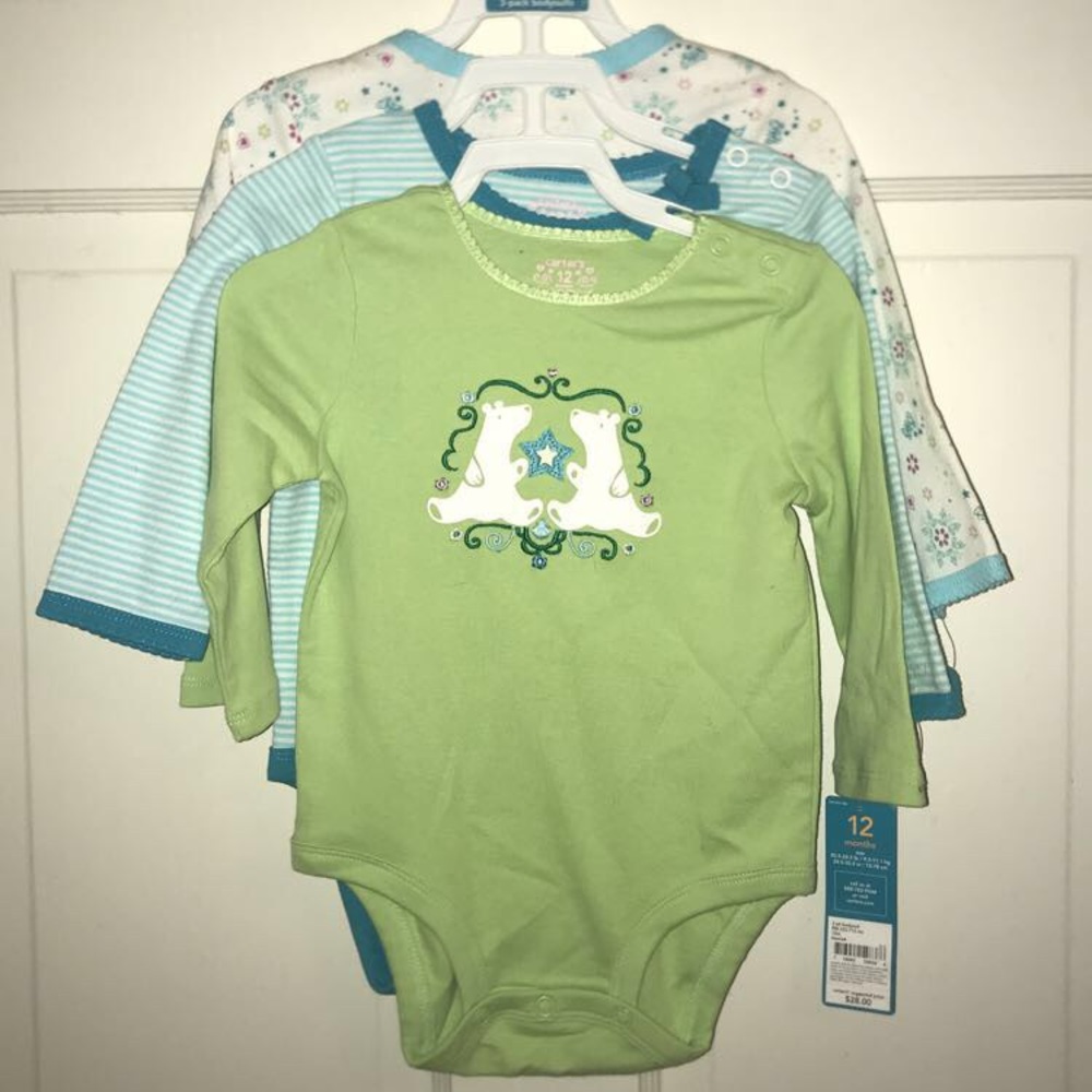 Carter’s 3 pack bodysuit